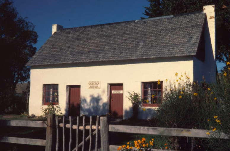 Riverlands Cob Cottage historic building